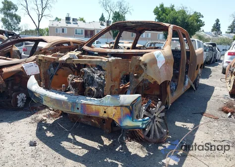 2021 Chevrolet Silverado 1500 4Wd Short Bed Ltz z USA, uszkodzony, nr VIN 1GCUYGED3MZ127938